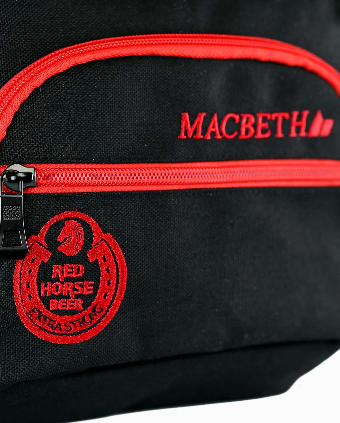 Picture of Red Horse belt bag