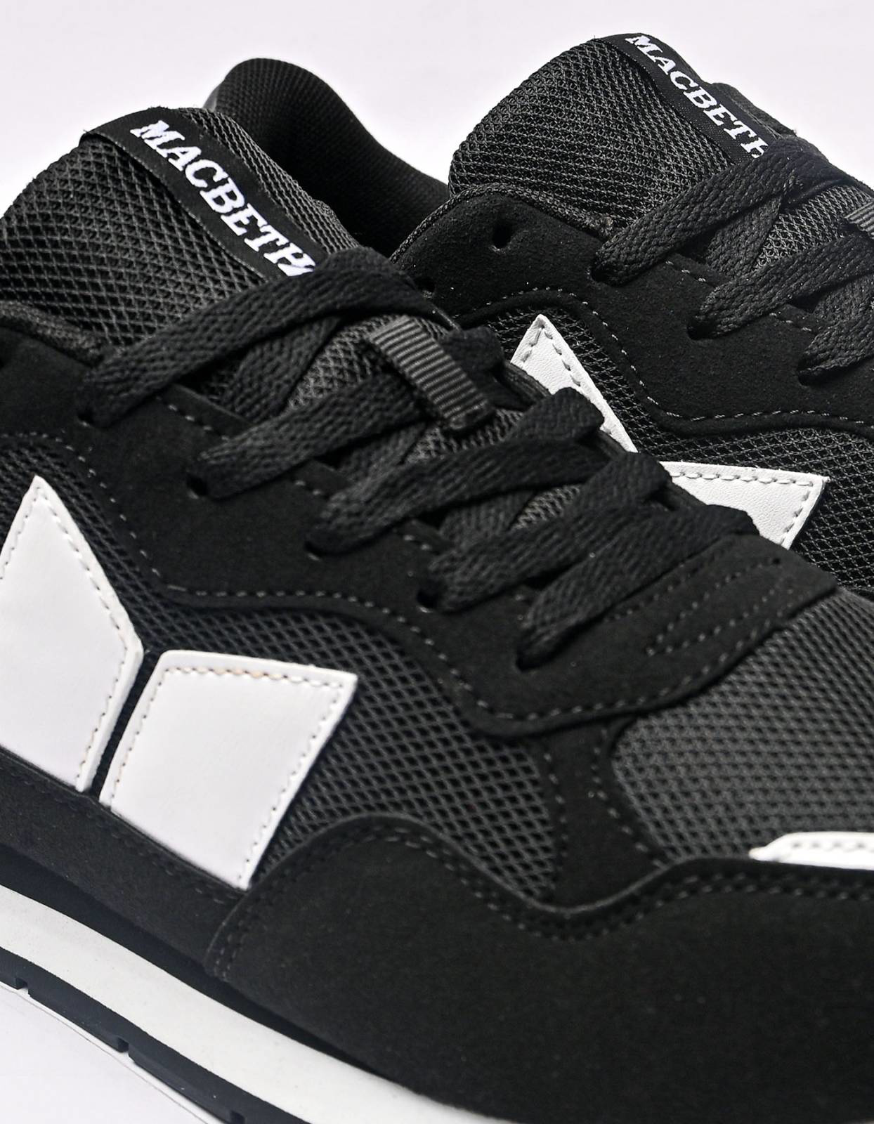 Picture of ARCADE ( Black / White )