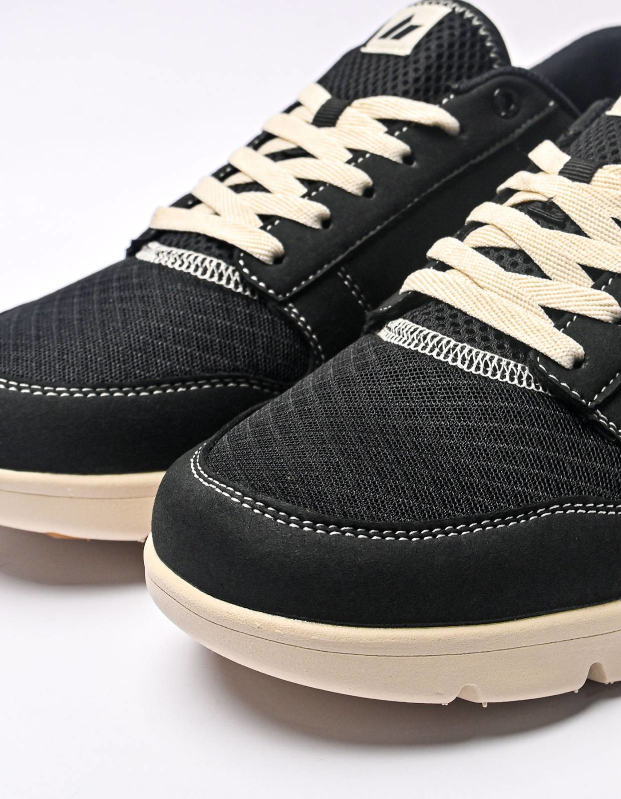Picture of BRADLEY ( Black / Cement )