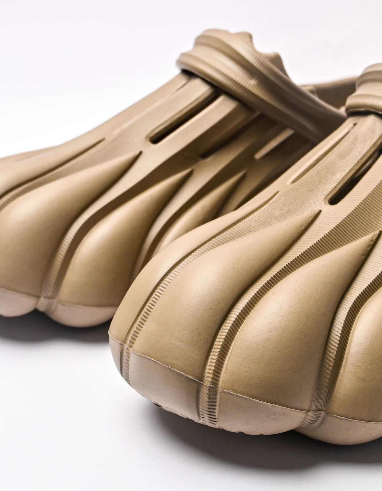 Picture of CARIBBEAN ( Dark Khaki )